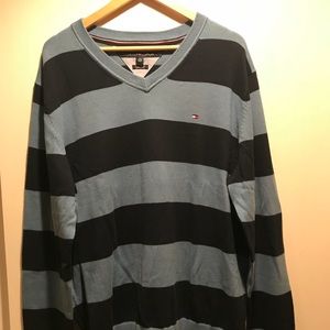NWT Tommy Hilfiger V Neck Sweater Size XL